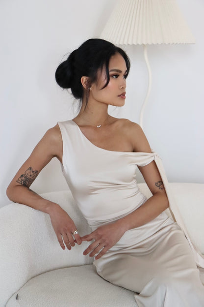 Lueur Midi Dress