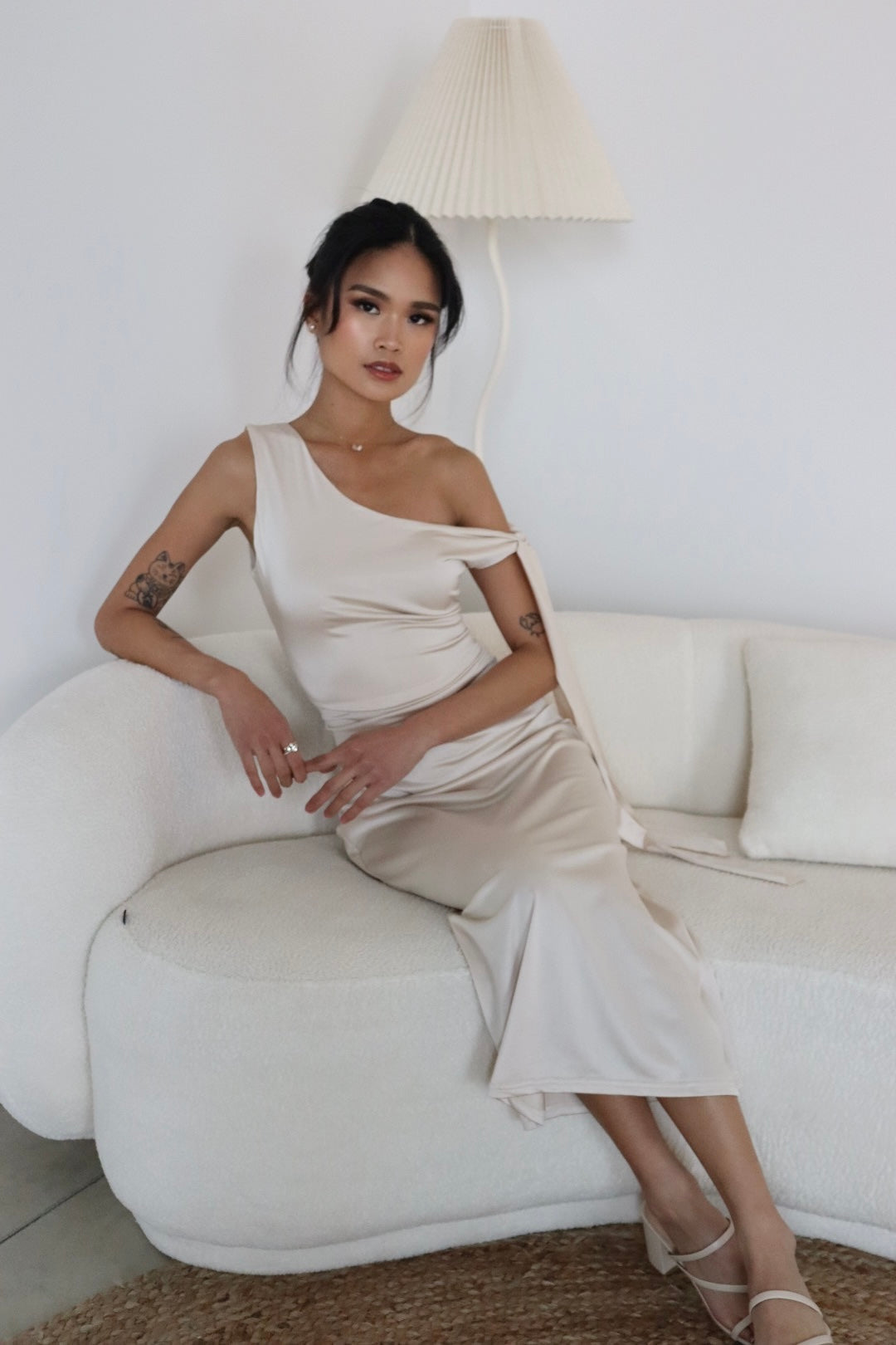 Lueur Midi Dress